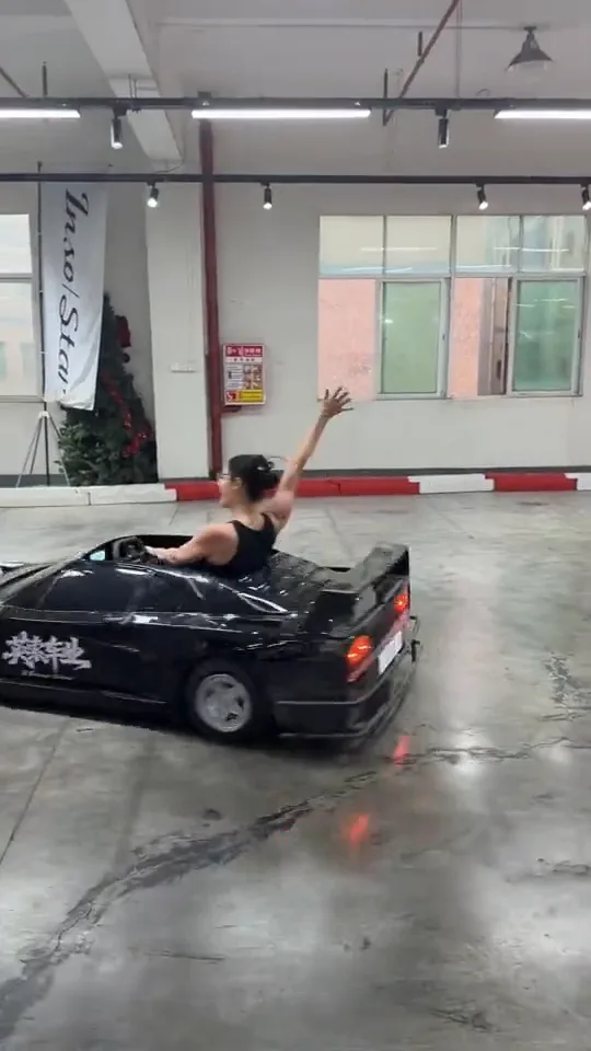 Mini sports car replica go kart in action, performance clip 03